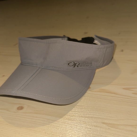 Outdoor research visor hat - Picture 2 of 6